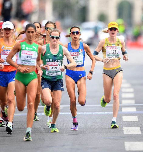Katharina Steinruck gewinnt Team-Gold im Marathon am ersten Tag der EM